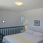 Apartament White Blue & *