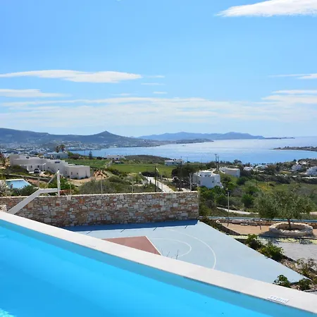 White Blue & Apartment Parikia (Paros)