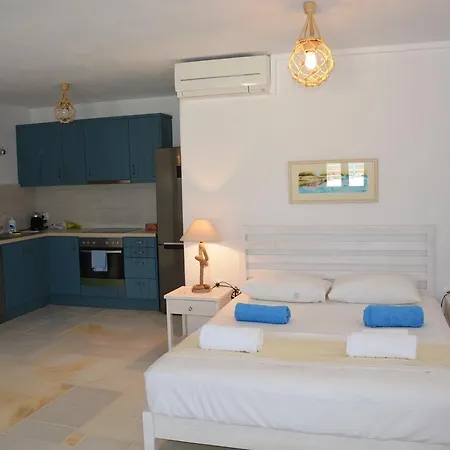 White Blue & Parikia (Paros)