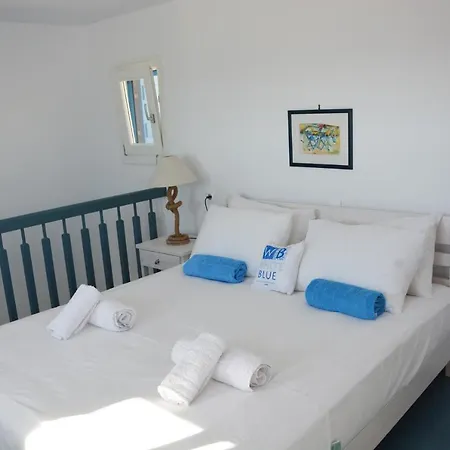 Apartment White Blue & Parikia (Paros)