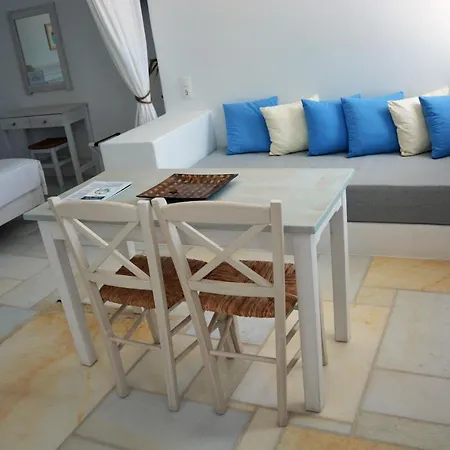 White Blue & Apartment *