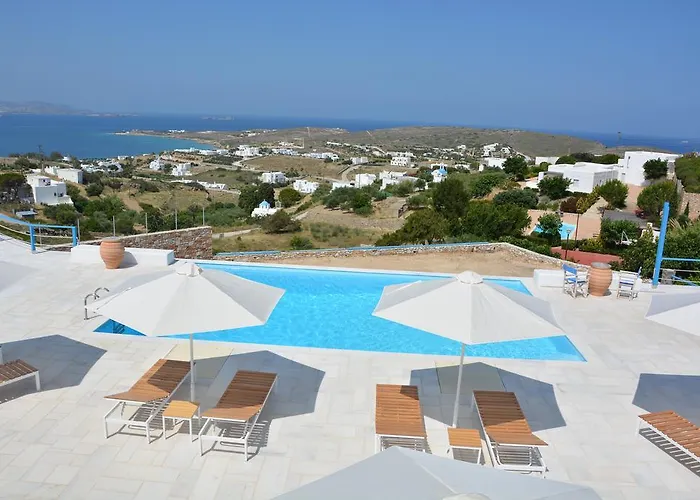 White Blue & * Páros