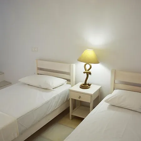 Apartment White Blue & Parikia (Paros)