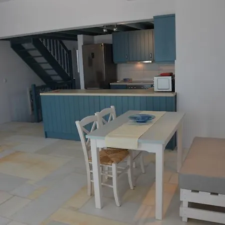 Apartment White Blue & Parikia (Paros)