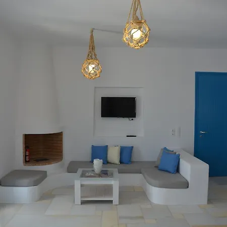 White Blue & Apartamento Páros