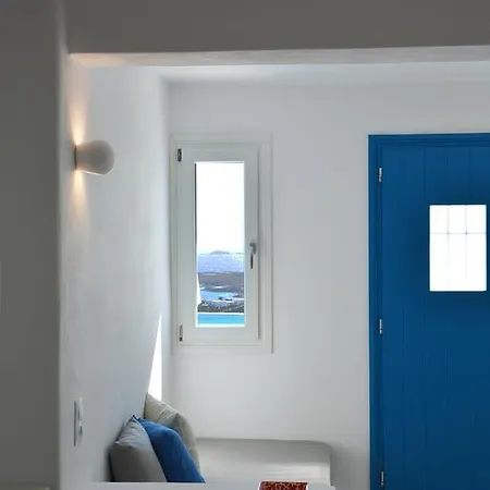 Lägenhet White Blue & Páros